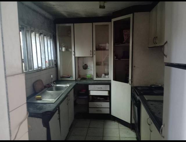 3 BEDROOM HOUSE FOR SALE IN WESTRIDGE